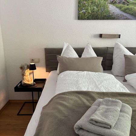 Lechtaler Alpenblick Landeck - Privatzimmer & Ferienwohnung Экстерьер фото