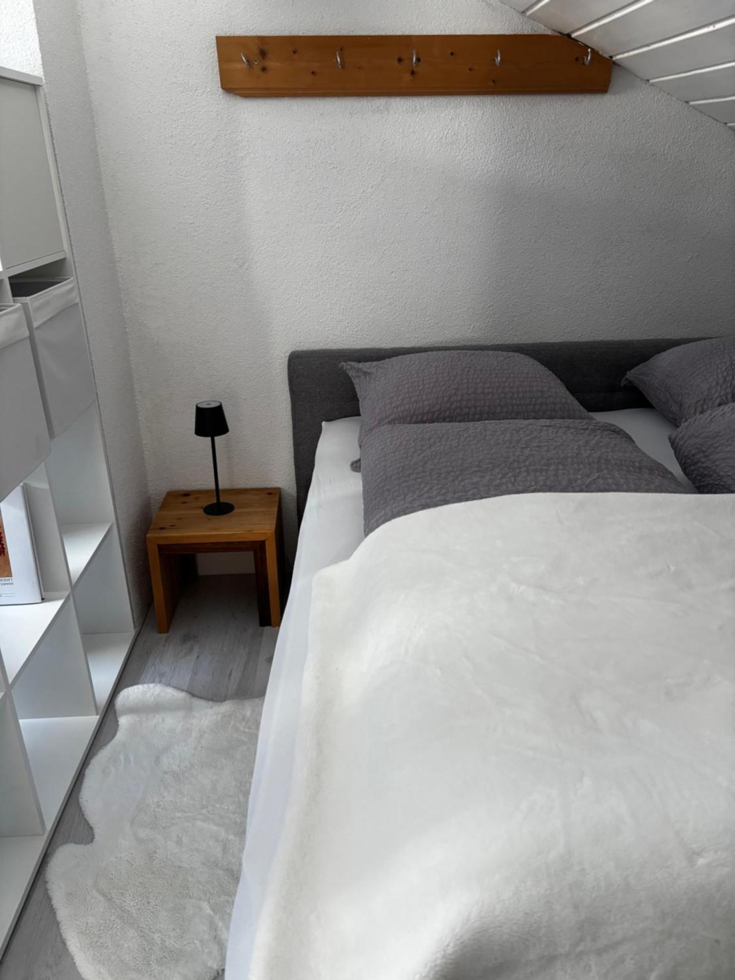 Lechtaler Alpenblick Landeck - Privatzimmer & Ferienwohnung Экстерьер фото